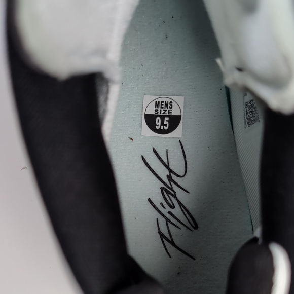 Jordan Jumpman  9.5 MVP  White/Off Noir/Black FB9019-700 - Picture 6 of 13